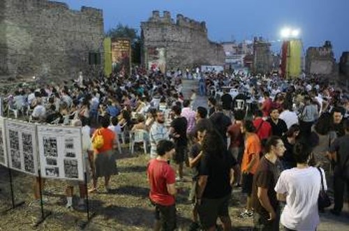 Μαζική συμμετοχή στις εκδηλώσεις της πρώτης μέρας