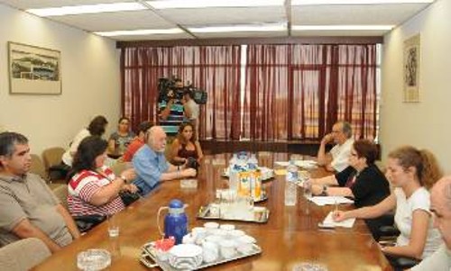 Από τη χτεσινή συνάντηση στην έδρα της ΚΕ του Κόμματος στον Περισσό