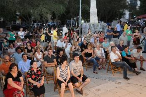Από τη χτεσινή εκδήλωση. Στο βήμα ο Χρ. Μαργανέλης και στο πάνελ ο Στ. Τάσσος
