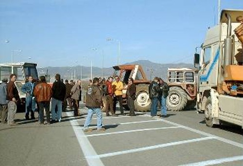Από το μπλόκο της Ανθήλης