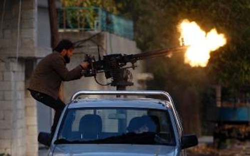 Οι μάχες στη Συρία συνεχίζονται και παίρνουν και χαρακτήρα μεταξύ αντικαθεστωτικών και Κούρδων