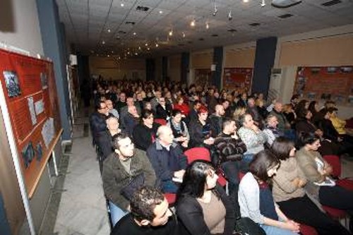 Κατάμεστη η αίθουσα της χτεσινής εκδήλωσης