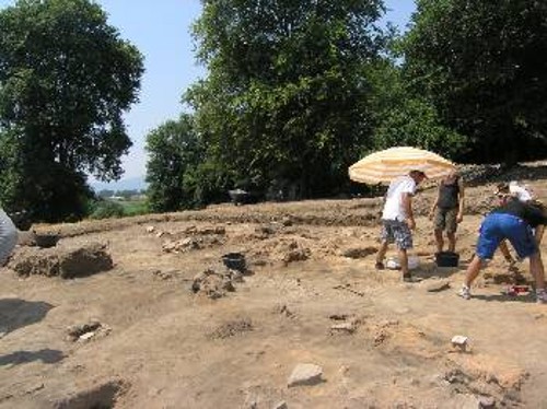 Ανασκαφή στο Ντικιλί Τας κοντά στην πόλη των Φιλίππων όπου βρέθηκε το αρχαιότερο οινοποιείο της Ευρώπης