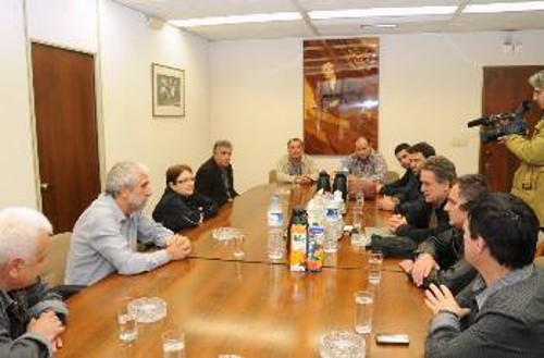 Από τη συνάντηση με την Ενωση Εργαζομένων της ΑΓΕΤ Χαλκίδας