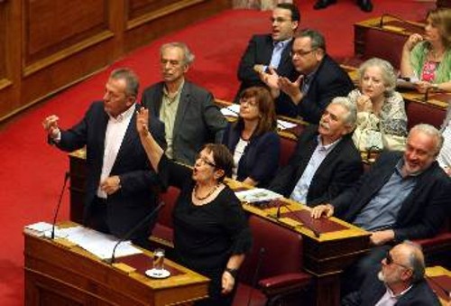 Η Κοινοβουλευτική Ομάδα του ΚΚΕ αντέδρασε την Τρίτη στην απόρριψη της τροπολογίας της από την κυβέρνηση