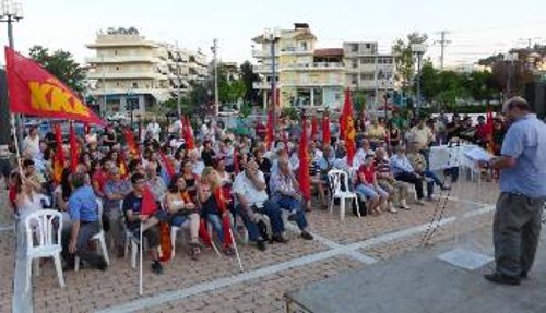 Από τη χτεσινή συγκέντρωση