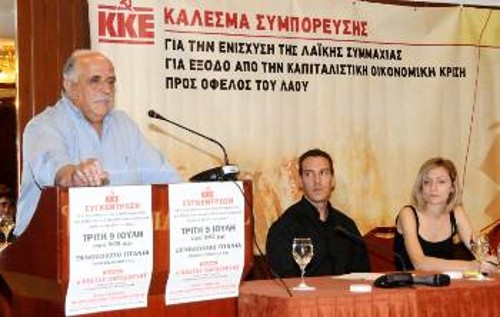 Στο βήμα της εκδήλωσης ο Κ.Παρασκευάς