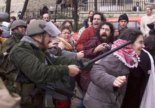 Δείγμα της «ειδικής μεταχείρισης» του ισραηλινού στρατού πήραν οι διαδηλωτές