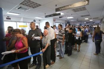 Τα λαϊκά στρώματα θα συνεχίσουν να σηκώνουν το βάρος της φοροληστείας για τις νέες φοροαπαλλαγές στο κεφάλαιο