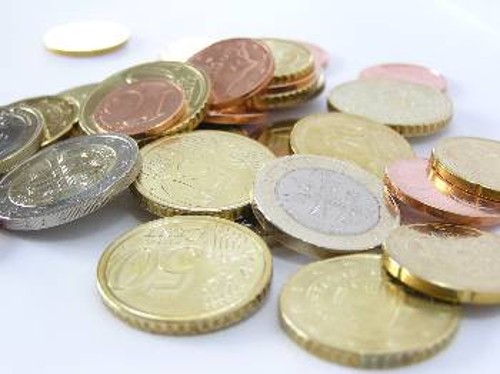Είτε με νέο «κούρεμα», είτε με τρίτο δάνειο, ο λογαριασμός για τη διαχείριση της κρίσης θα καταλήξει ξανά στο λαό