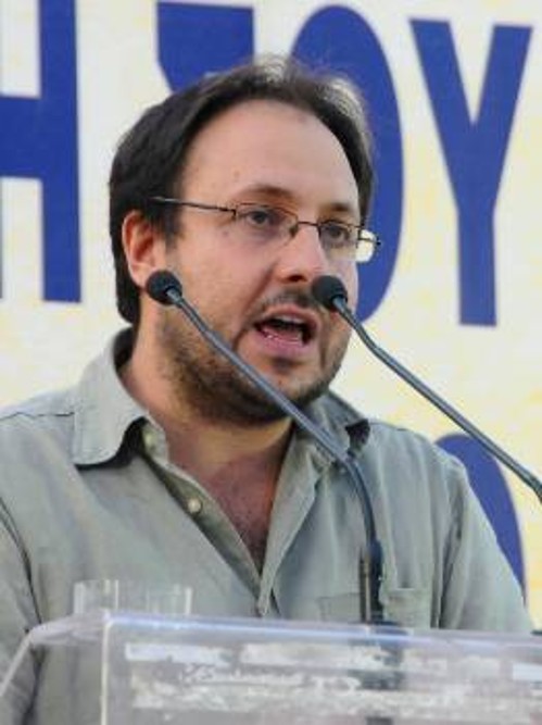 Ο Ηλίας Πατίδης