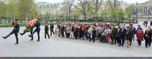 Κατάθεση στεφανιών στο μνημείο του Αγνώστου Στρατιώτη