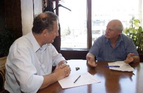 Από τη συνάντηση του Αντώνη Σκυλλάκου με τον υπουργό Δημόσιας Διοίκησης, Κ. Σκανδαλίδη