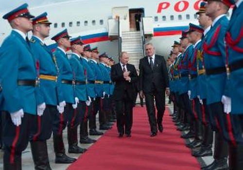 Από την πρόσφατη επίσκεψη Πούτιν στη Σερβία