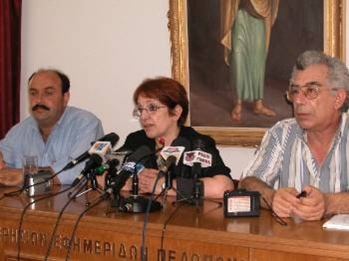 Από τη συνέντευξη Τύπου της ΓΓ της ΚΕ του ΚΚΕ στην Πάτρα