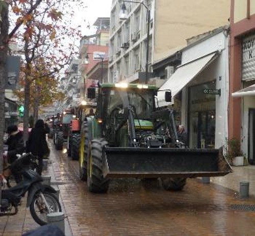 Τα τρακτέρ στους δρόμους της Καρδίτσας