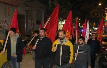 Από την πορεία των κομμουνιστών της πόλης προς τα νέα γραφεία της Οργάνωσης
