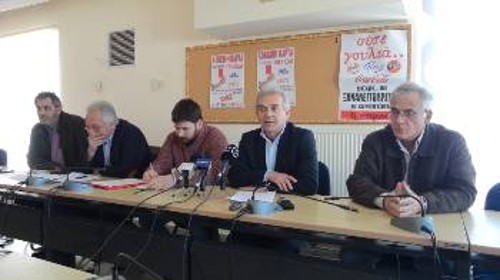 Στιγμιότυπο από τη χτεσινή συνέντευξη Τύπου