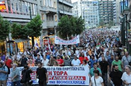 Η πορεία ξεκινάει από την Ομόνοια προς τη Σταδίου