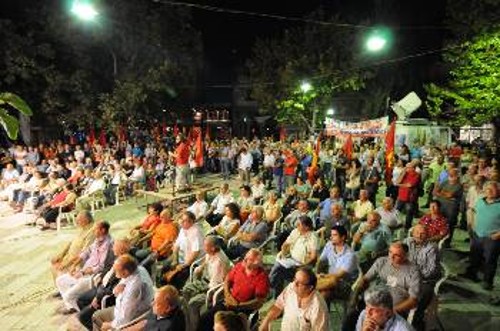 Από τη συγκέντρωση του Κόμματος στη Θήβα