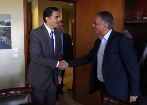 Από τη χτεσινή συνάντηση του Π. Σκουρλέτη με τον ειδικό απεσταλμένο των ΗΠΑ για τα ενεργειακά, Α. Χοκστάιν