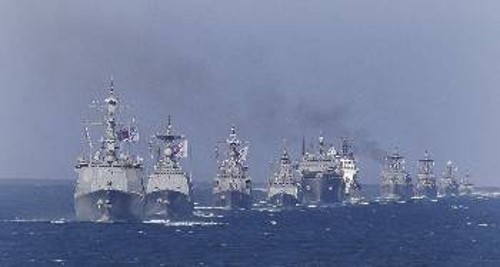 Από γυμνάσια τον Οκτώβρη του 2015 του ναυτικού της Ν. Κορέας