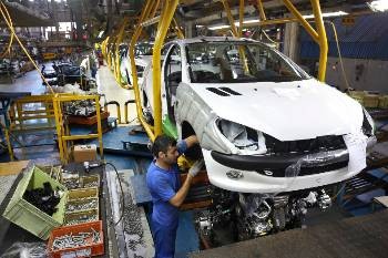 Εκτός από την Ενέργεια έντονο εκδηλώνεται το ενδιαφέρον των μονοπωλίων και σε άλλους τομείς, όπως της ξένης αυτοκινητοβιομηχανίας