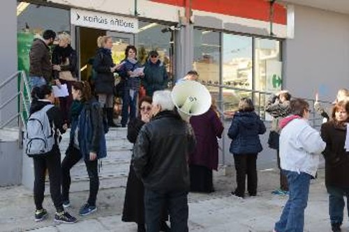Από την εξόρμηση των εμποροϋπαλλήλων στην Πετρούπολη