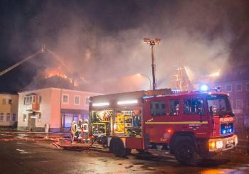 Από την πυρπόληση του κτιρίου φιλοξενίας στο Μπάουτσεν την Κυριακή