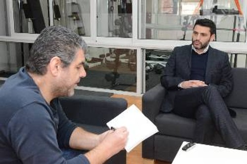 Ο Νίκος Θωμαΐδης μιλάει στον «Ριζοσπάστη»