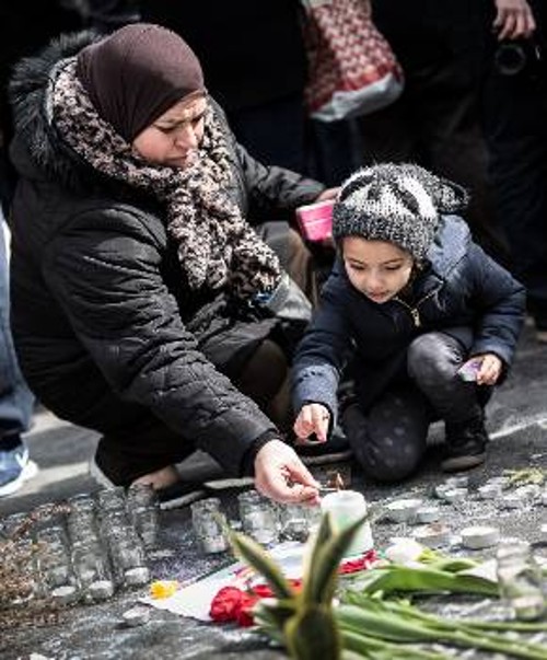 Πλήθος κόσμου πήρε μέρος σε εκδηλώσεις κατά των επιθέσεων