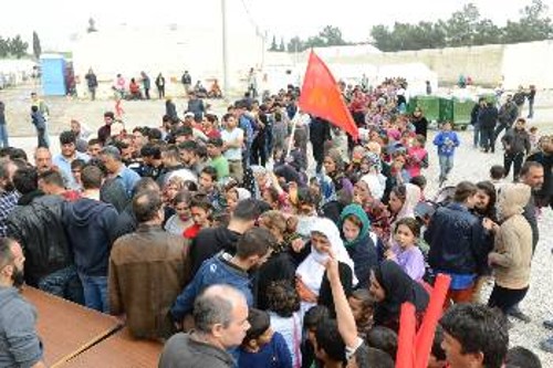 Από την αλληλεγγύη του ΚΚΕ στους πρόσφυγες
