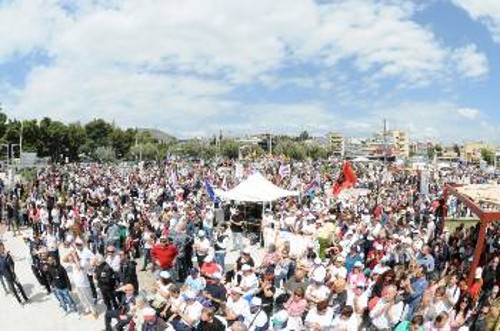Πλήθος κόσμου υποδέχτηκε τους οδοιπόρους στο Χαϊδάρι