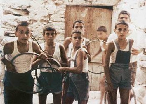 «Το δέντρο που πληγώναμε» του Δήμου Αβδελιώδη