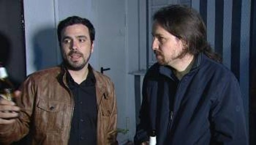 Οι ηγέτες των Ποδέμος και Ενωμένης Αριστεράς γιορτάζουν τη σύμπραξή τους
