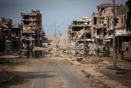 Η κατάσταση στη Λιβύη, αποτέλεσμα των ιμπεριαλιστικών ανταγωνισμών, αξιοποιείται ξανά ως πρόσχημα για να «πατήσει πόδι» η ΕΕ στην Αφρική