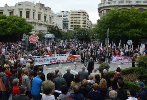 Η συγκέντρωση στο μνημείο του Γρ. Λαμπράκη