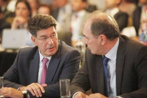 Κομμένες και ραμμένες στις ανάγκες του εγχώριου κεφαλαίου οι νέες νομοθετικές παρεμβάσεις της κυβέρνησης