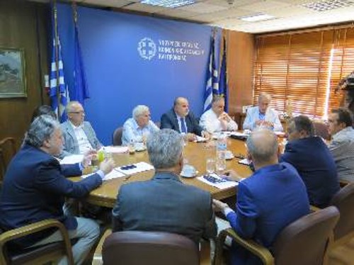 Από την πρόσφατη συνάντηση του Γ. Κατρούγκαλου με τους «κοινωνικούς εταίρους», με θέμα τα Εργασιακά
