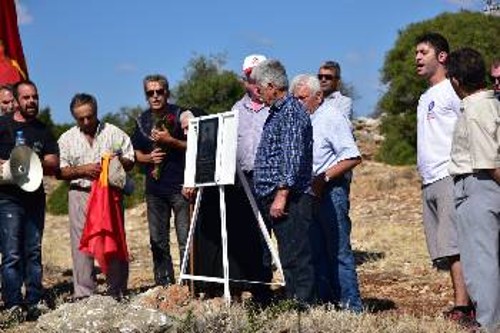 Το μνημείο στο σημείο όπου δολοφονήθηκε ο Γ. Αρχοντας