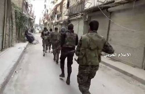 Δύναμη του συριακού στρατού σε προάστιο στο Χαλέπι