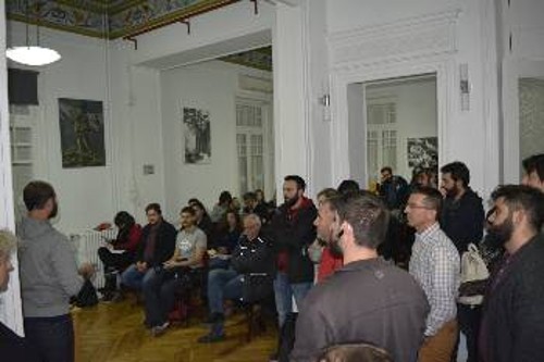 Από τη συγκέντρωση της ΤΟ Τηλεπικοινωνιών Αττικής του ΚΚΕ, στο χτεσινό πρώτο «κλείσιμο»