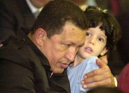 Ο Ούγο Τσάβες σε συγκέντρωση οπαδών της κυβέρνησής του