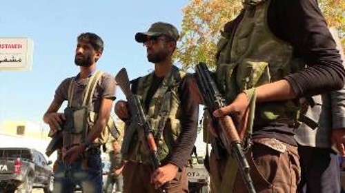 Τζιχαντιστές που στηρίζονται από την Τουρκία στην παραμεθόριο της Συρίας