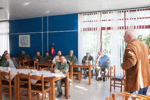 Με εργαζόμενους της 4ης Μονάδας