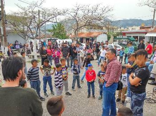 Από τη συγκέντρωση στον οικισμό του Δροσερού