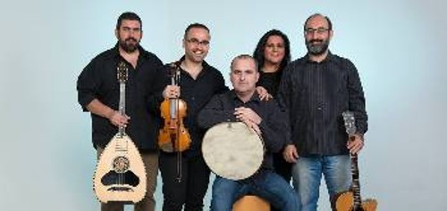 Ο Ν. Φάκαρος και οι Musicaroi στο «Kremlino»
