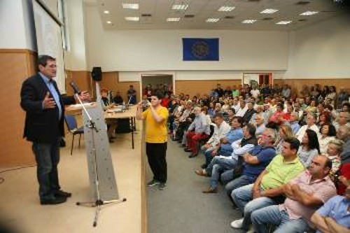 Στιγμιότυπο από τη σύσκεψη φορέων