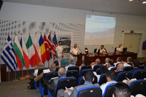 Στιγμιότυπο από το 8ο συνέδριο του ΚΕΝΑΠ
