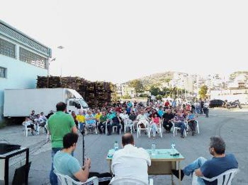 ...ενώ το απόγευμα συζήτησαν στη Γενική τους Συνέλευση τα επόμενα βήματά τους